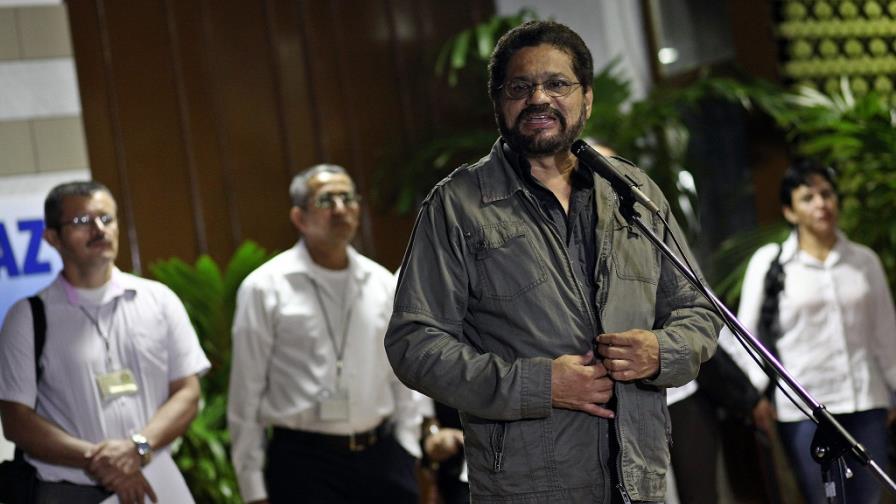 Las FARC acusan al ministro de Defensa de ser un francotirador del diálogo