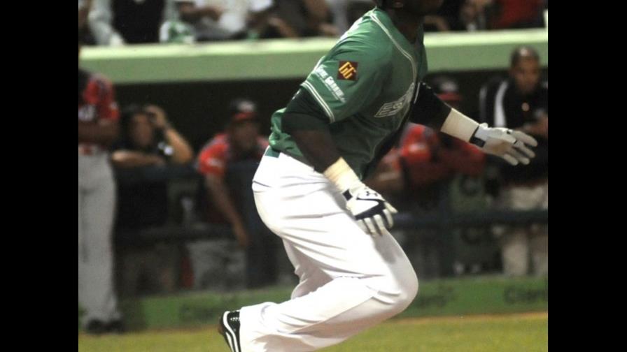 Miguel Sanó conecta su quinto jonrón del año Miguel Sanó conecta su quinto jonrón del año