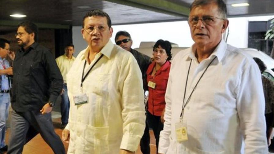 Colombianos reanudan sesiones conjuntas