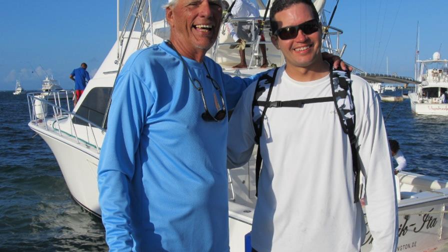 Bruno Rodríguez domina tres categorías en pesca al Marlin Blanco