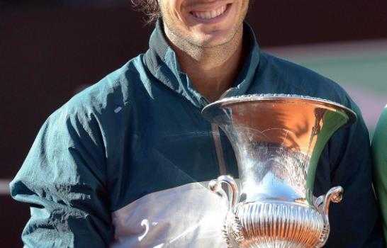 Nadal reina por séptima vez y prolonga la maldición de Federer en Roma