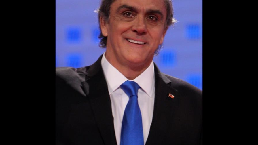 Lanzan huevos a un precandidato presidencial de Chile