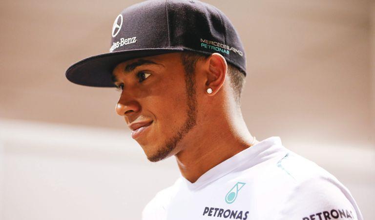 Hamilton cree que con Raikkonen Ferrari tendrá la mejor pareja de pilotos
