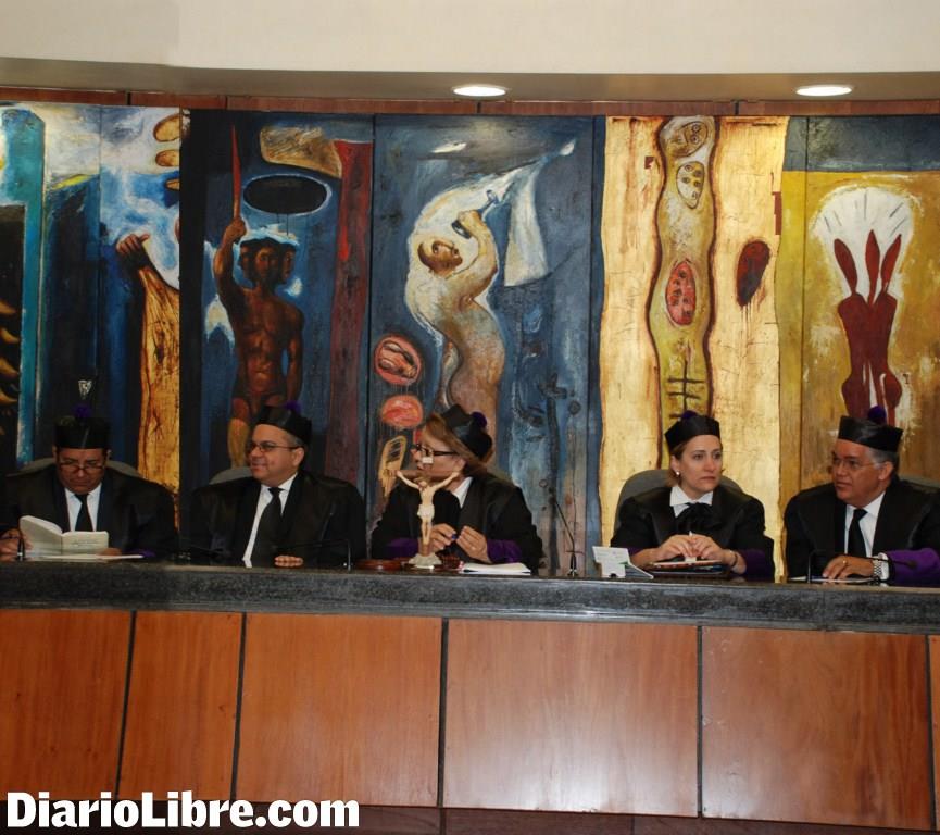 La SCJ falla a favor de Leonel Fernández, con el voto disidente de la jueza Miriam Germán