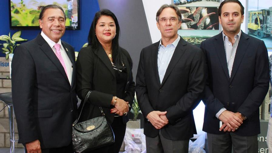 Industrias Bisonó auspició la Expo Feria Inmobiliaria Construmedia 2013 Industrias Bisonó auspició la Expo Feria Inmobiliaria Construmedia 2013