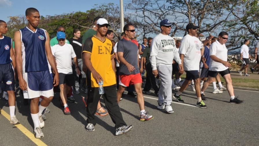 El Círculo realiza caminata aniversario