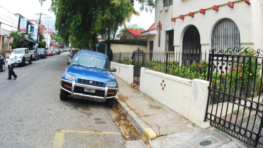 Critican normativa que regula crecimiento de Gascue