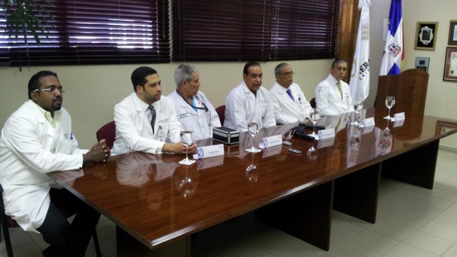 Luisín Mejía se recupera tras intervención quirúrgica en la cabeza