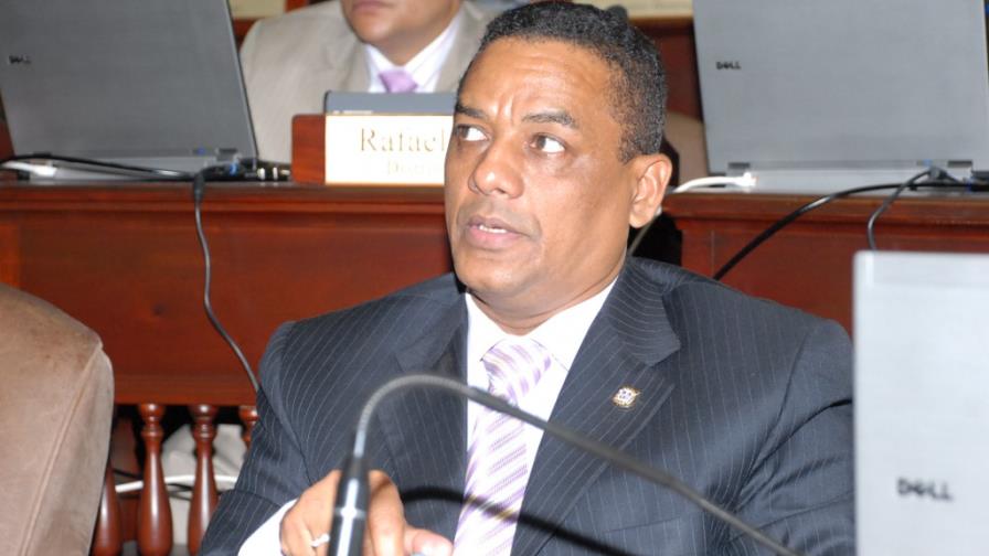 Ramón Cabrera somete modificación a la Ley de Seguridad Social Ramón Cabrera somete modificación a la Ley de Seguridad Social