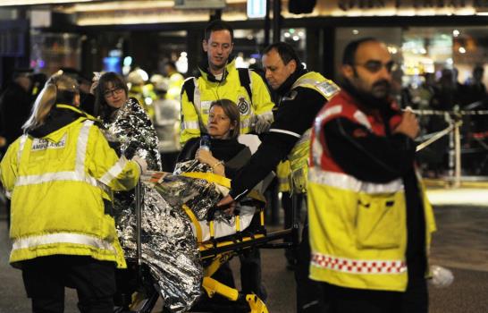 Más de 80 heridos al caer el techo de un teatro del West End de Londres