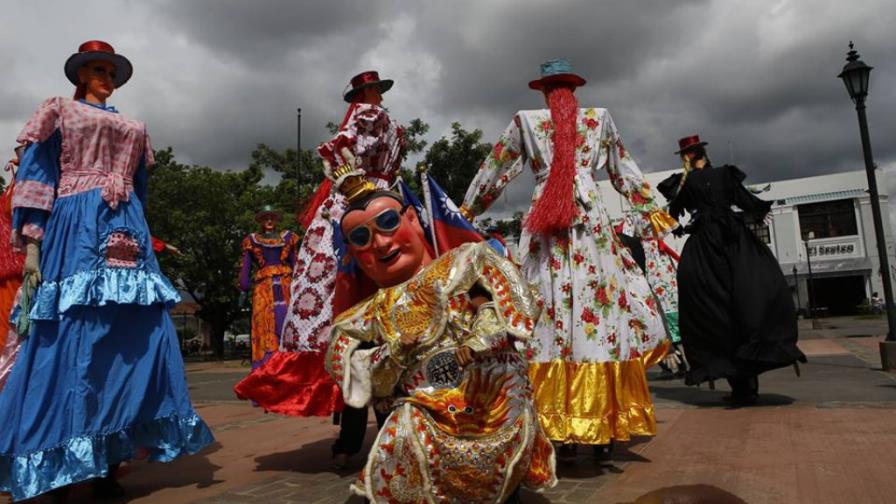 Un grupo taiwanés presenta un espectáculo cultural