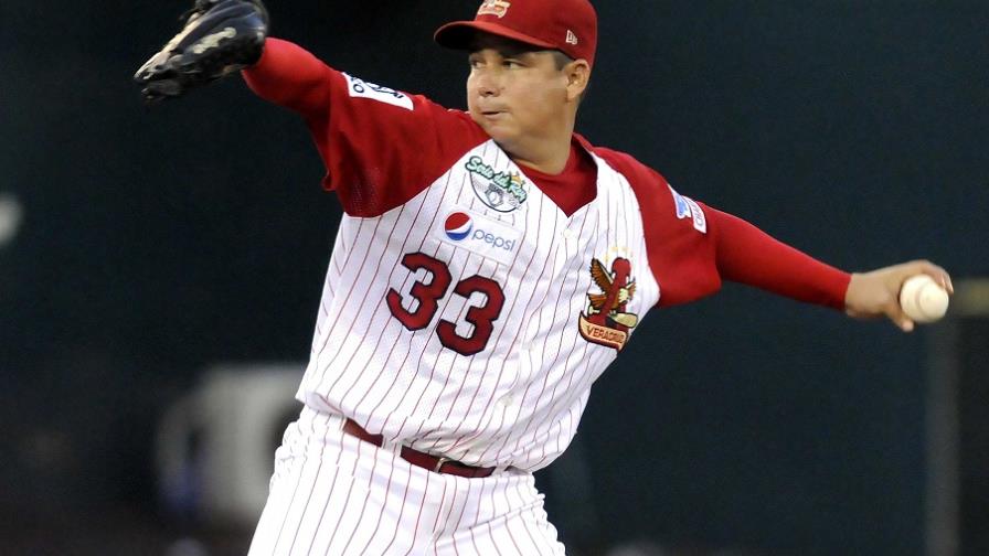 Lanzador Tomás Solís reforzará a los Leones en la Serie Final