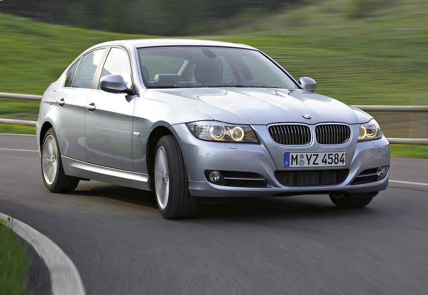 BMW llama a revisión 750,000 autos por problemas con suministro de corriente
