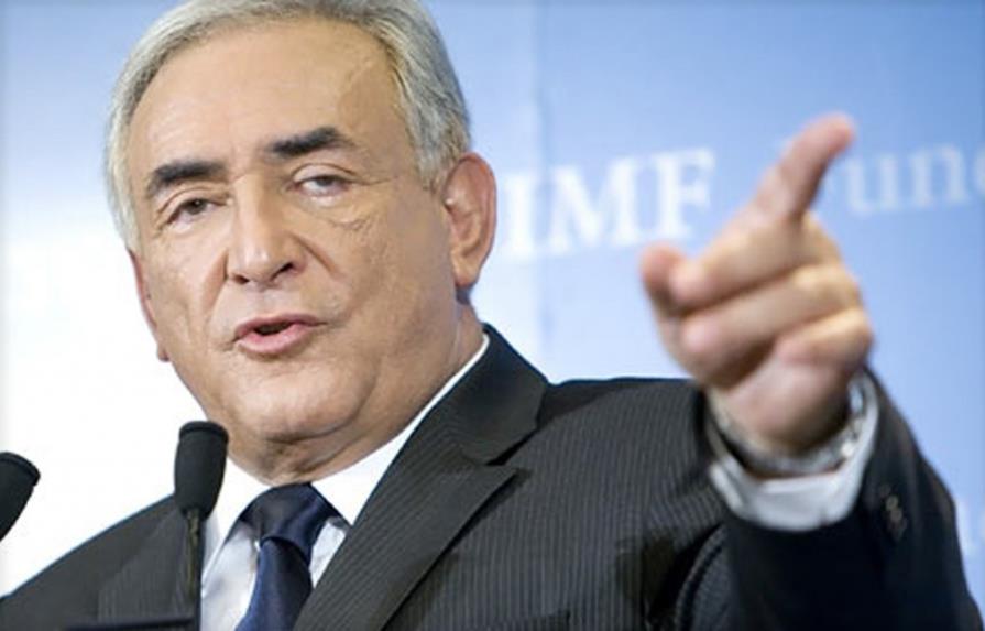 Strauss-Kahn, medio hombre, medio cochino, según una de sus amantes