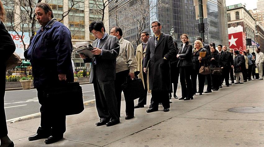 Sube en 20,000 cifra semanal de solicitudes de subsidio por desempleo en Estados Unidos