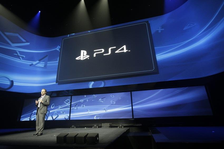Sony muestra qué hace su PlayStation 4, no la caja