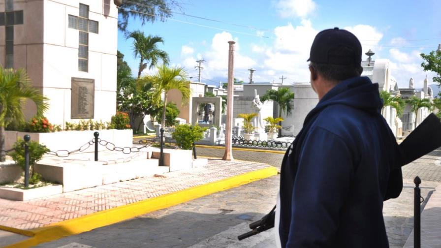 Ladrones roban y profanan cementerios de Santiago Ladrones roban y profanan cementerios de Santiago