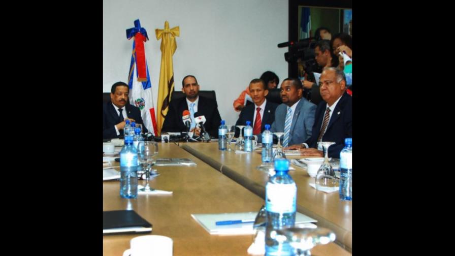 Comisión CD inicia mañana entrevistas a miembros JCE