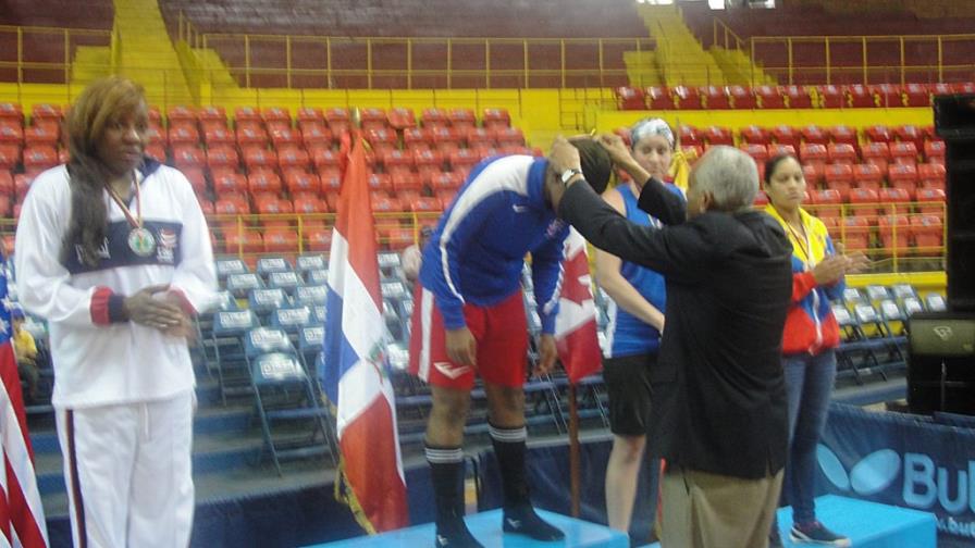 Yenebier, oro en Panam de Boxeo