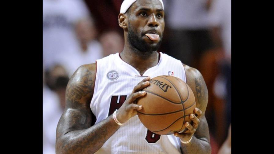 LeBron enfrenta a Vogel por trato despectivo a los Heat