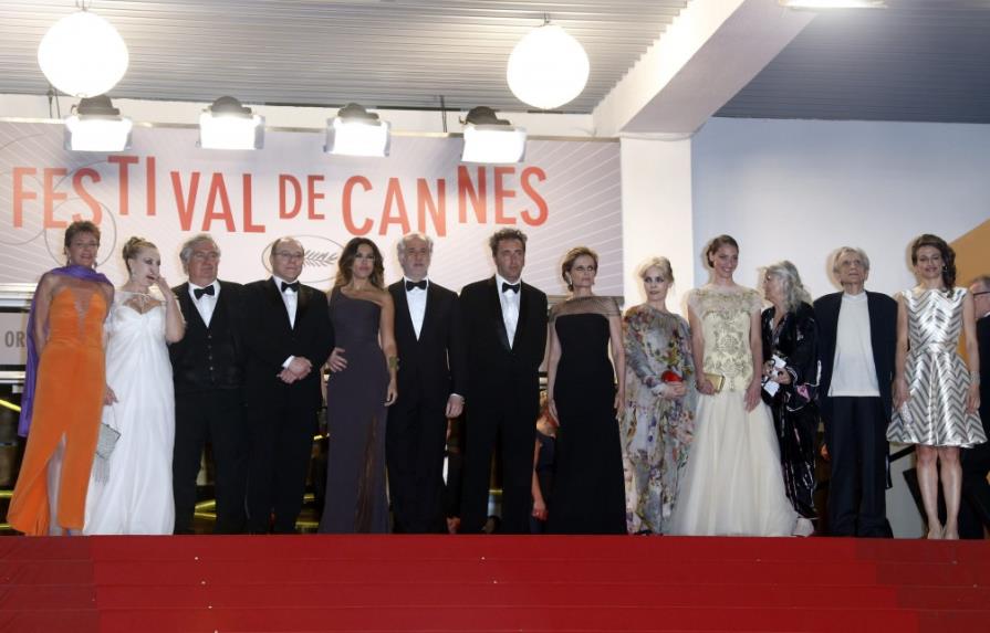 Kore-Eda, Farhadi y Michael Douglas, lo mejor en el ecuador de Cannes