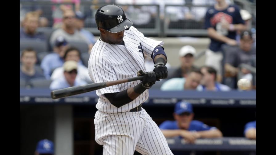 Eduardo Núñez de 4-3 en victorida de los Yankees frente a Boston