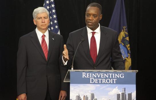 Detroit, la historia de un círculo vicioso que acabó con la capital del motor