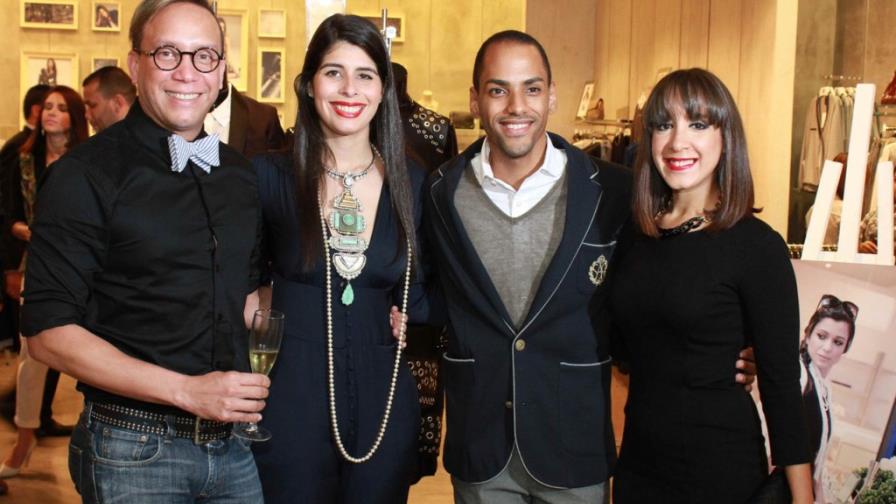 Cuatro cambios, cuatro estilistas, un mismo vestido