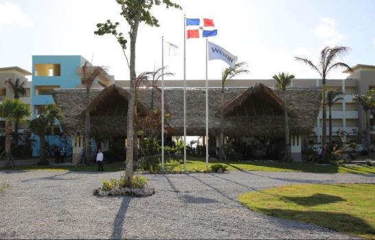 Presidente Danilo Medina inaugura un nuevo hotel en Punta Cana