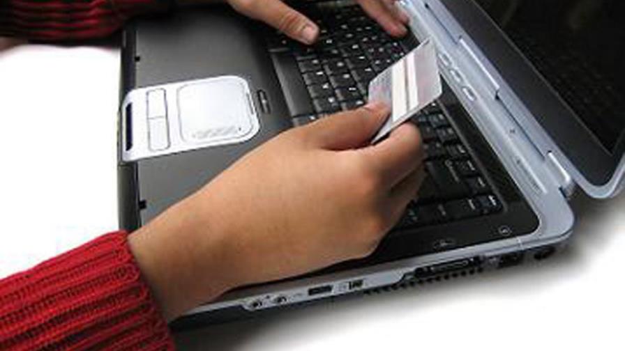 Burós crédito violan derechos de usuarios