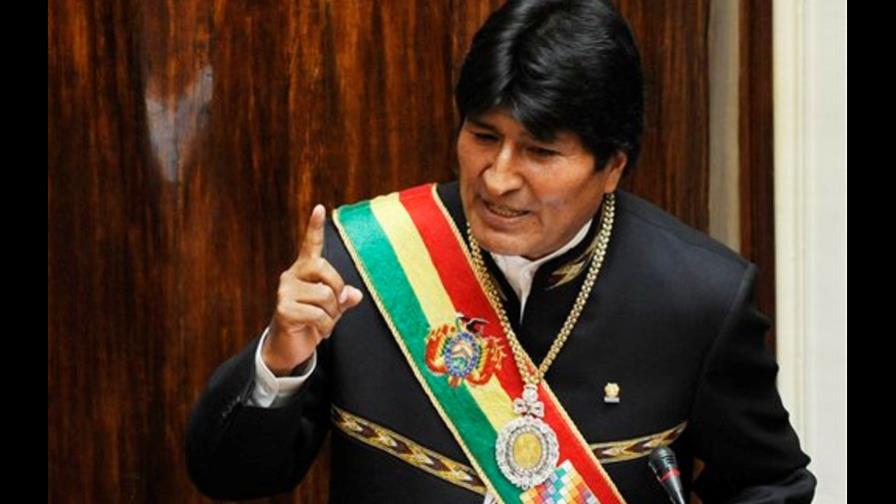 Morales dice que Chávez recibe fisioterapia