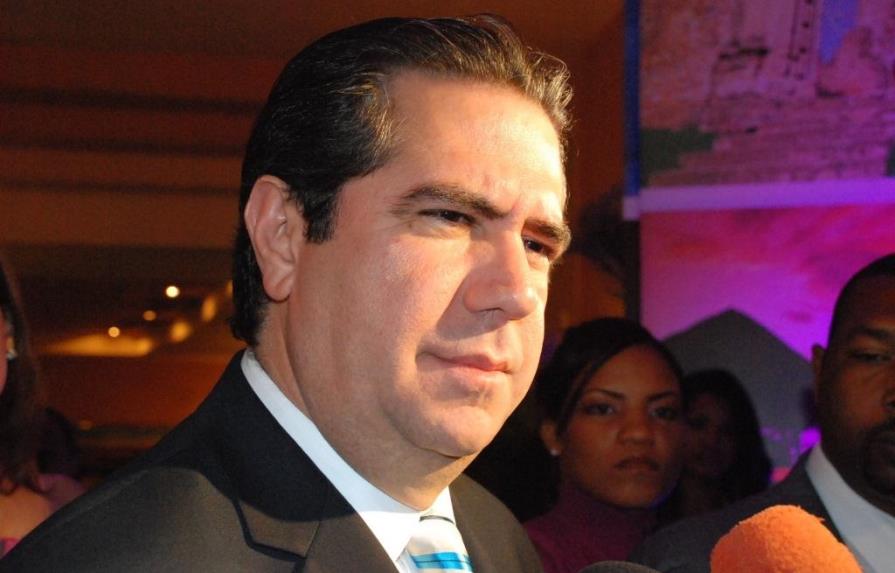 Ministro de Turismo dice acoge decisión del presidente Medina sobre Bahía de las Águilas
