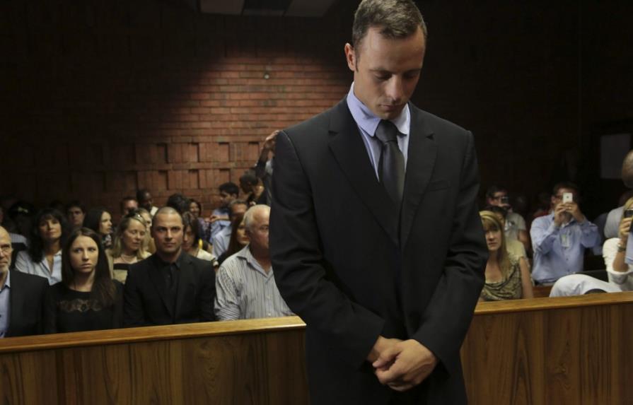 El juez concede a Pistorius la libertad bajo fianza