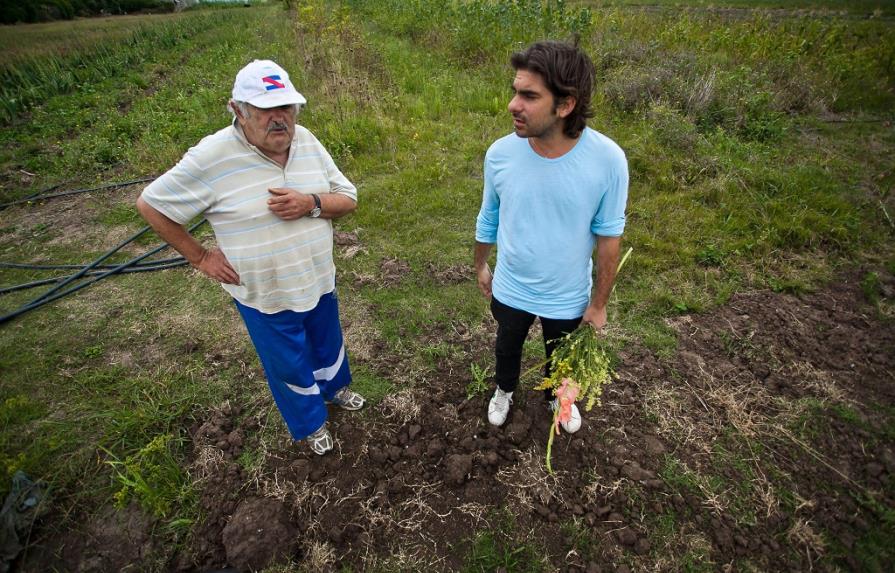 El perfume de Mujica será el protagonista uruguayo en la Bienal de Venecia