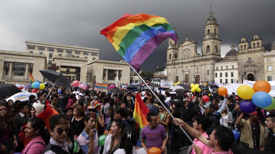 Gran Bretaña: Cámara de los Comunes aprueba bodas gay