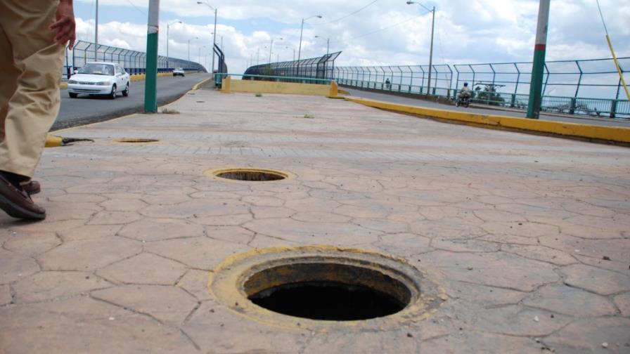 MOPC supervisará la instalación ojos de gato