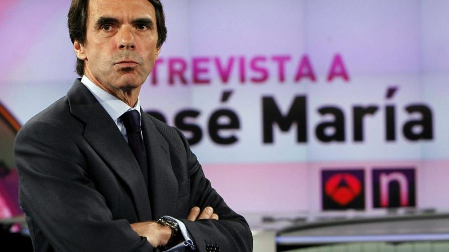 Aznar provoca un revuelo al sugerir su posible regreso a la política