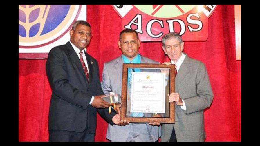 La ACDS entrega premios Luis Lupe