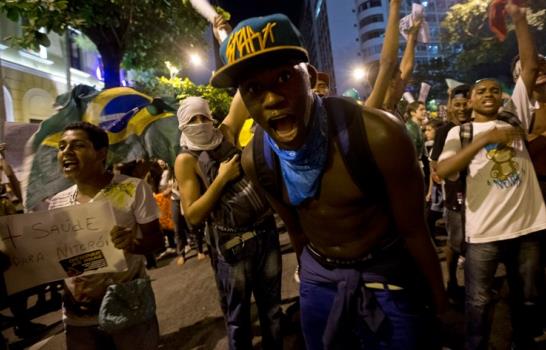 Presidenta Brasil no tolerará protestas violentas
