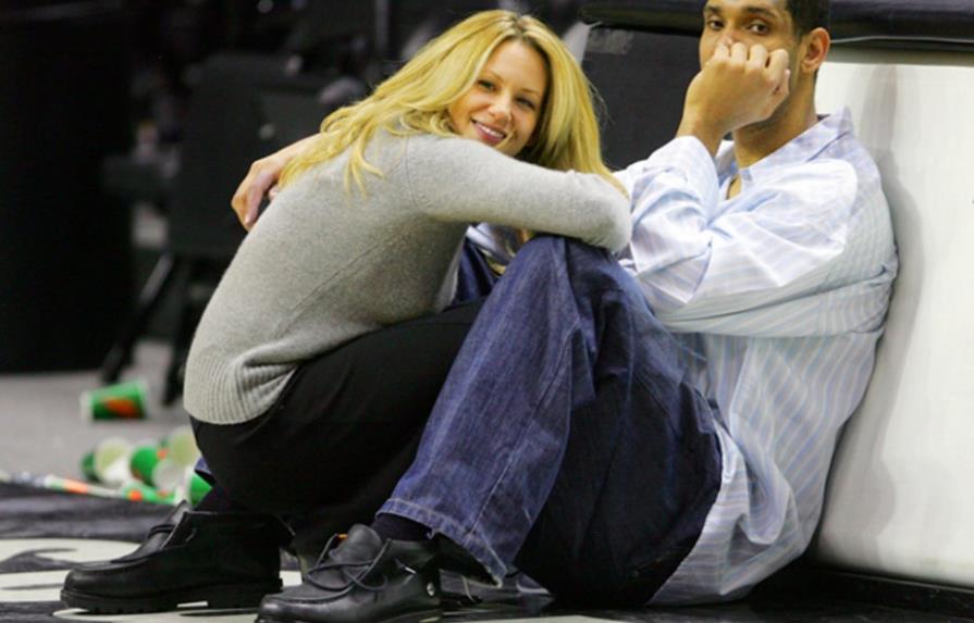 Esposa dice que Tim Duncan es bisexual