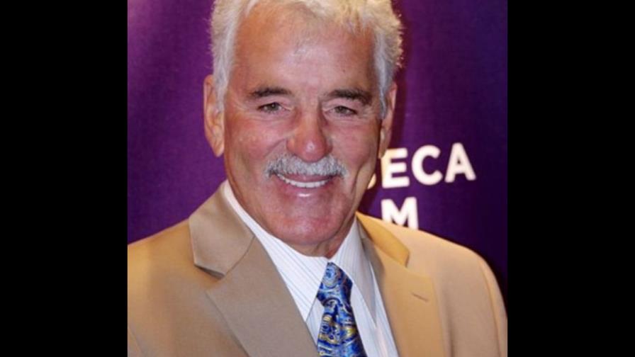 Muere el actor Dennis Farina a los 69 años Muere el actor Dennis Farina a los 69 años