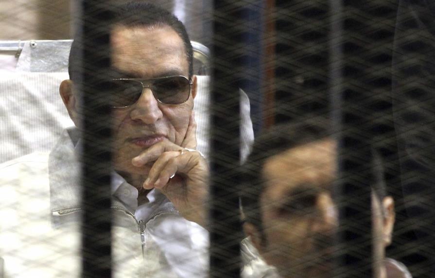 Un tribunal egipcio ordena la libertad para Mubarak por un caso de corrupción