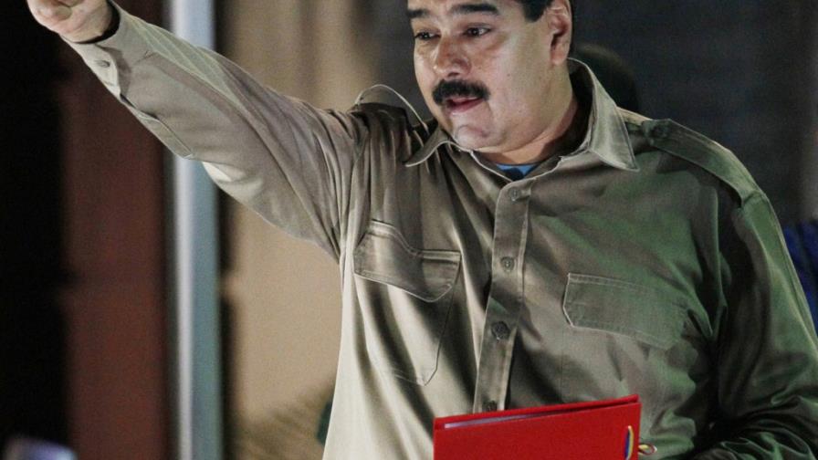 Maduro limita las ganancias de empresas Maduro limita las ganancias de empresas