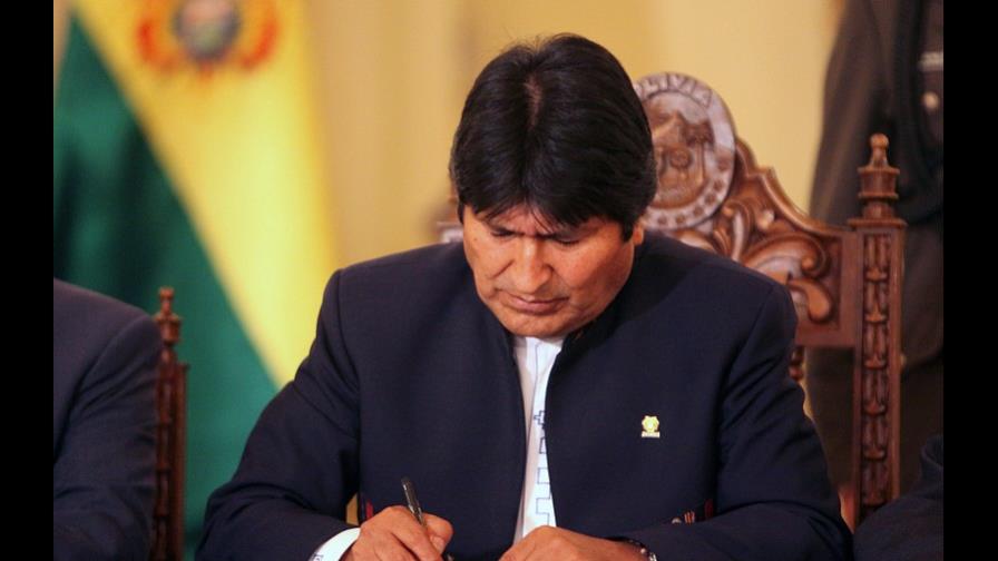 Morales reconoce que empresa minera empeoró resultados tras ser nacionalizada