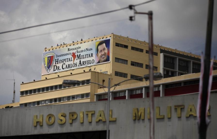 Juristas exigen juramentación de Chávez