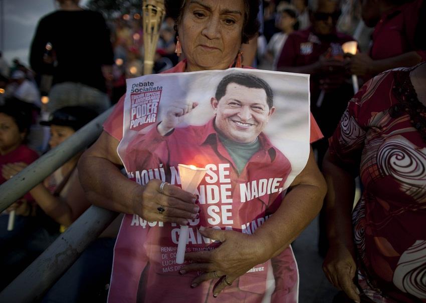 Maduro dice que Chávez se reunió cinco horas con Gobierno y está enérgico