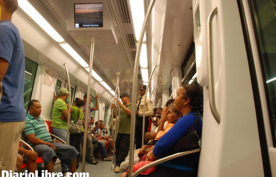 Comportamiento de los pasajeros de la L2 Metro es prudente