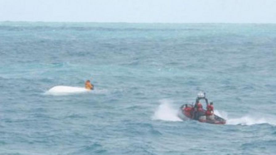 Rescatan a seis cubanos indocumentados que llegaron a islote de Puerto Rico