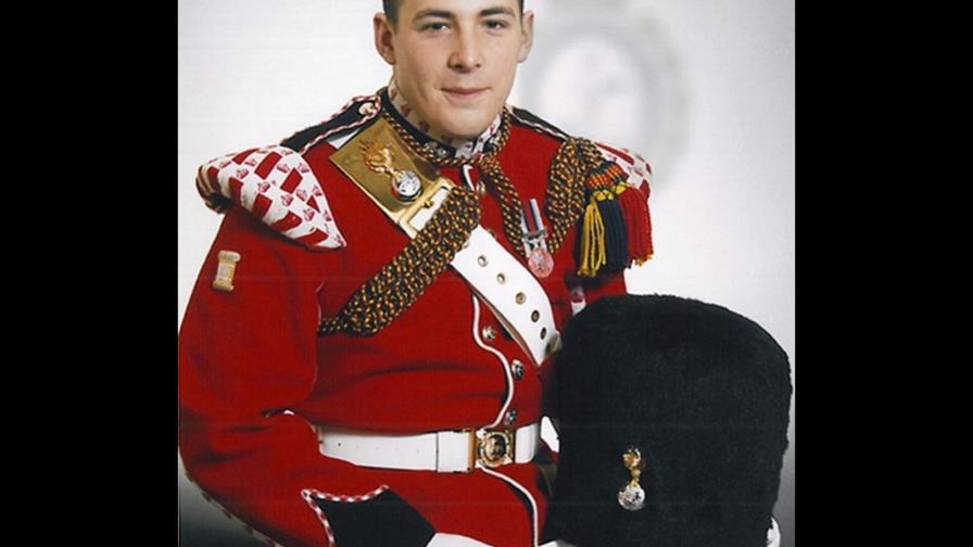 El militar asesinado en Londres tenía 25 años y un hijo pequeño