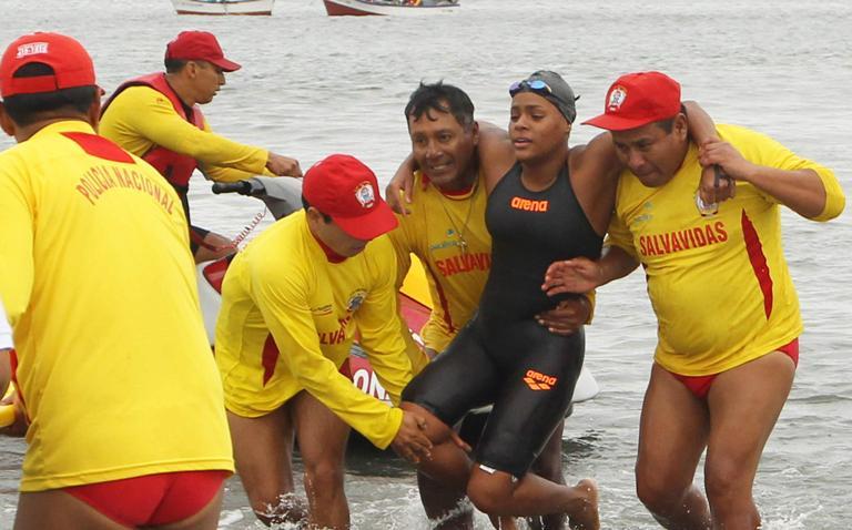Ecuatorianos ganan oro en aguas abiertas en Juegos Bolivarianos